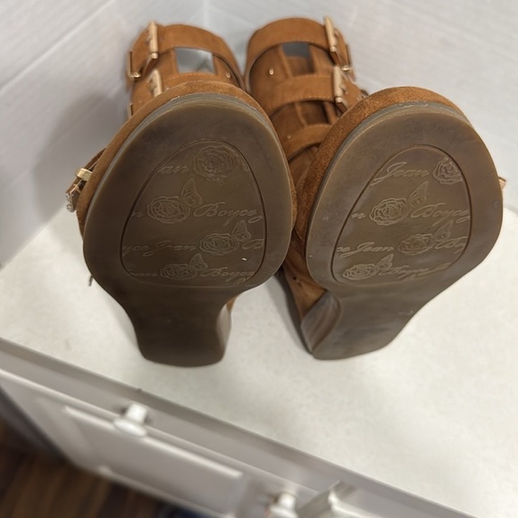 Fringe Buckle Suede Boots - Brown - Picture 13 of 14